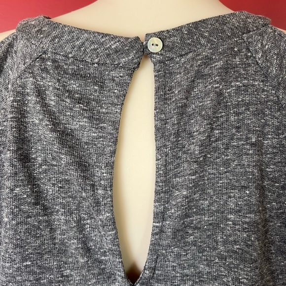 BNWOT Dee Elly gray short sleeve cold shoulder dress - Picture 6 of 12